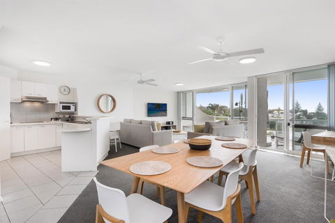 Sunshine Vista - Accommodation Port Macquarie 16