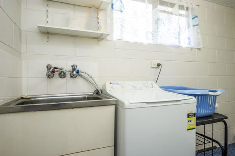 Magnetic North Apartment 1 - Accommodation Port Macquarie 11