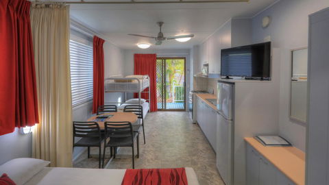 Alex Beach Cabins And Tourist Park - Accommodation Port Macquarie 33