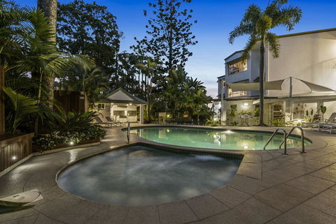 The Lookout Resort Noosa - Accommodation Port Macquarie 1