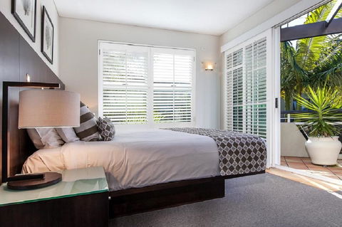 Emerald Noosa - Accommodation Port Macquarie 5