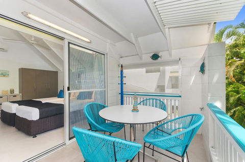 By The Sea Port Douglas - Accommodation Port Macquarie 10