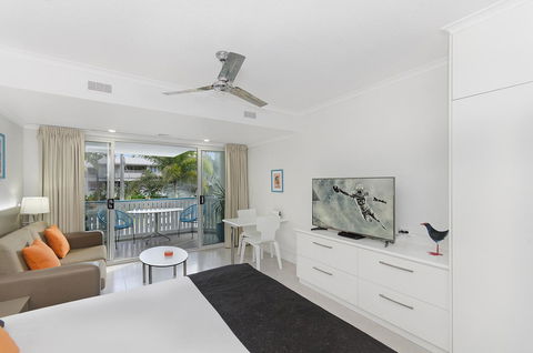 By The Sea Port Douglas - Accommodation Port Macquarie 19