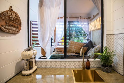 NOMAD - Luxe Apartment - Accommodation Port Macquarie 10