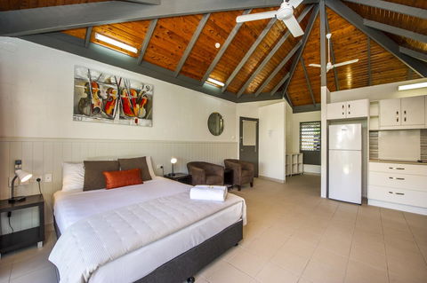 Island Leisure Resort - Accommodation Port Macquarie 0