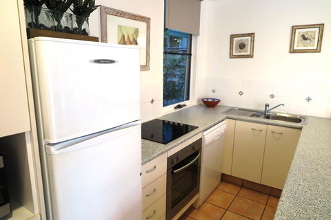 The Hastings Beach Houses - Accommodation Port Macquarie 40