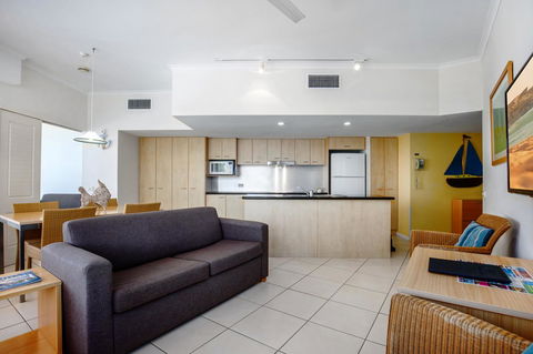 Rolling Surf Resort - Accommodation Port Macquarie 30
