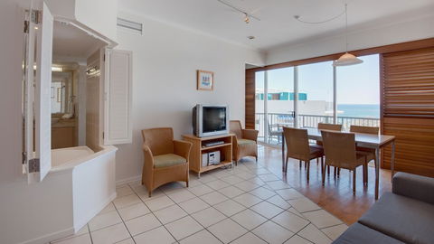 Rolling Surf Resort - Accommodation Port Macquarie 42