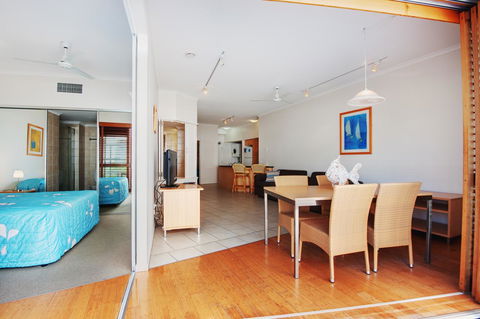 Rolling Surf Resort - Accommodation Port Macquarie 18