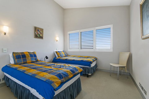 Redvue Holiday Apartments - Accommodation Port Macquarie 22