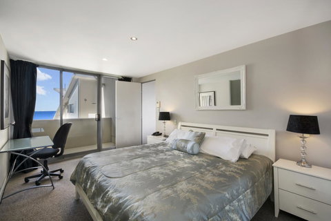 Redvue Holiday Apartments - Accommodation Port Macquarie 30