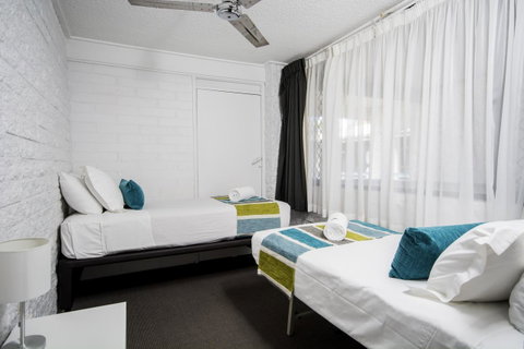 The Beach Motel Hervey Bay - Accommodation Port Macquarie 30