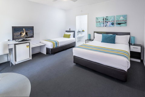 The Beach Motel Hervey Bay - Accommodation Port Macquarie 2
