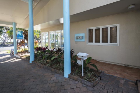The Beach Motel Hervey Bay - Accommodation Port Macquarie 38