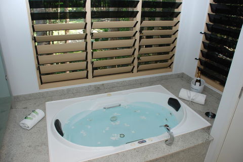 Sanctuary Palm Cove - Accommodation Port Macquarie 15