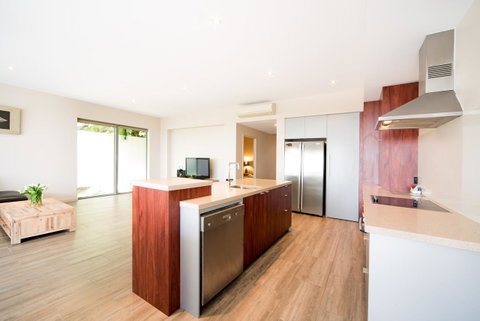 Whitsunday Reflections - Accommodation Port Macquarie 6