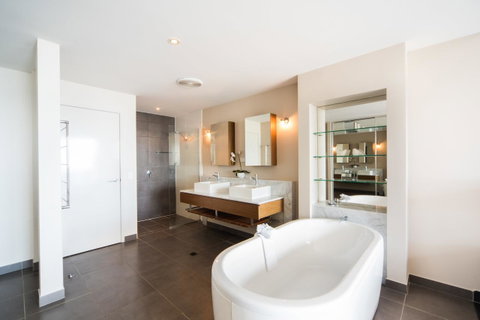 Whitsunday Reflections - Accommodation Port Macquarie 16