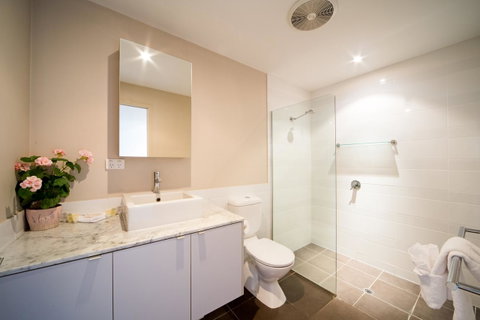 Whitsunday Reflections - Accommodation Port Macquarie 11