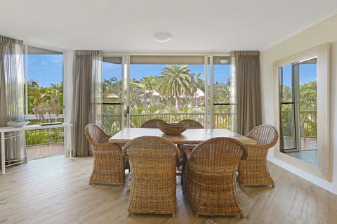 Noosa Tropicana - Accommodation Port Macquarie 43