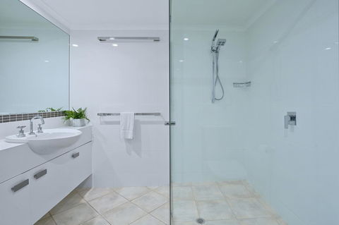 Noosa Tropicana - Accommodation Port Macquarie 24