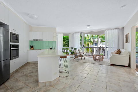 Noosa Tropicana - Accommodation Port Macquarie 12