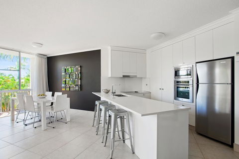 Noosa Tropicana - Accommodation Port Macquarie 9