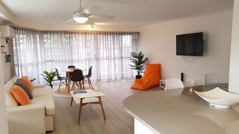 Surfers Chalet - Accommodation Port Macquarie 11