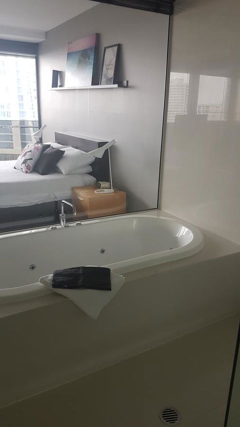 Circle Luxury Holidays - Accommodation Port Macquarie 17