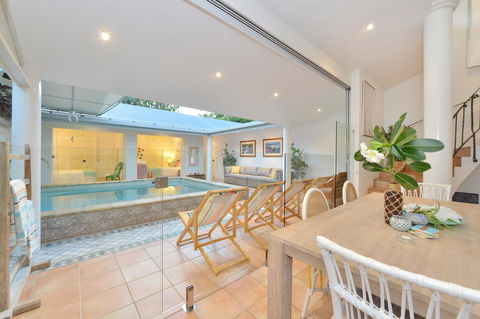 [ ANDY'S BEACH HOUSE ] - Accommodation Port Macquarie 5