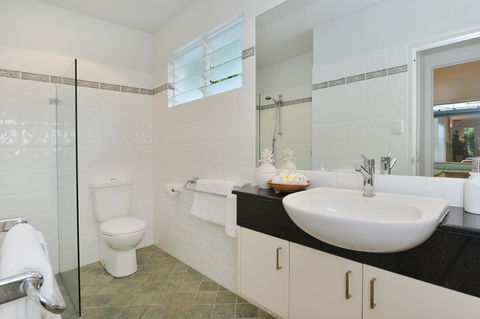 [ ANDY'S BEACH HOUSE ] - Accommodation Port Macquarie 29