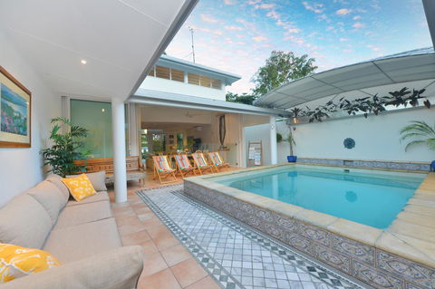 [ ANDY'S BEACH HOUSE ] - Accommodation Port Macquarie 17