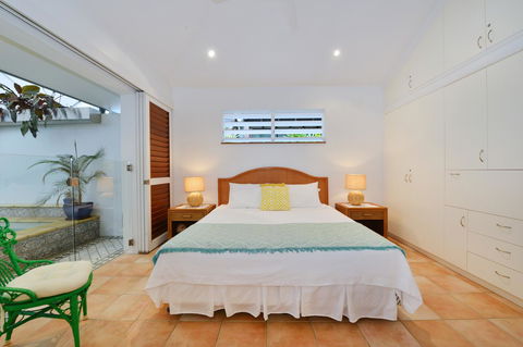 [ ANDY'S BEACH HOUSE ] - Accommodation Port Macquarie 26