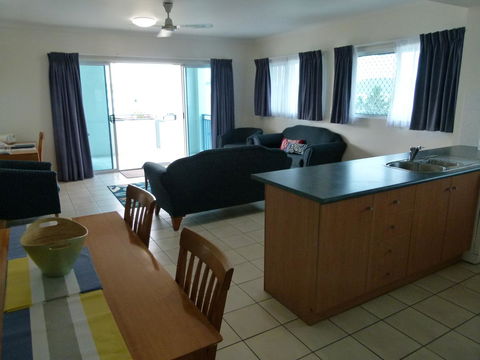 Madison Ocean Breeze Apartments - Accommodation Port Macquarie 25