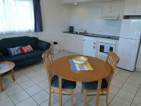 Madison Ocean Breeze Apartments - Accommodation Port Macquarie 23
