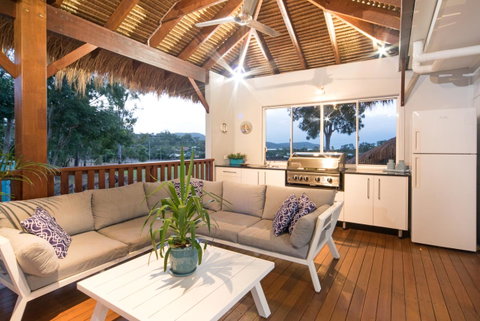Whitsunday Luxury Homes - Accommodation Port Macquarie 2