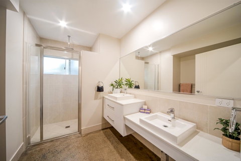Whitsunday Luxury Homes - Accommodation Port Macquarie 33