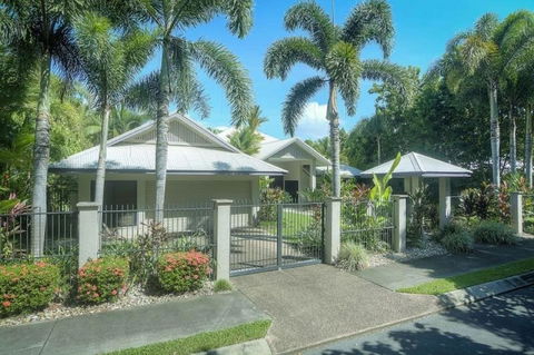 Tranquility By The Course Port Douglas - Accommodation Port Macquarie 14