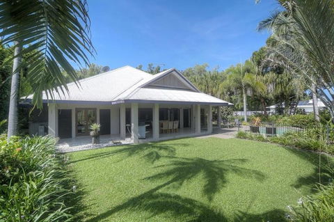 Tranquility By The Course Port Douglas - Accommodation Port Macquarie 1