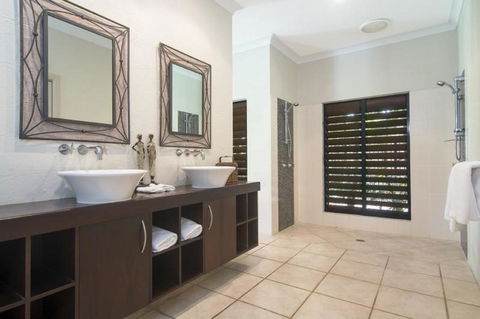 Tranquility By The Course Port Douglas - Accommodation Port Macquarie 10