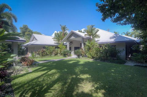 Tranquility By The Course Port Douglas - Accommodation Port Macquarie 15