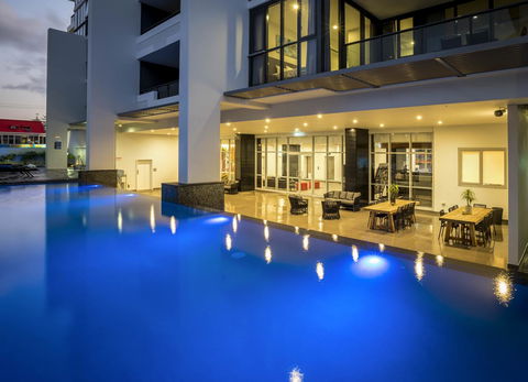 Synergy Broadbeach - Official - Accommodation Port Macquarie 0