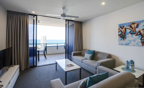 Synergy Broadbeach - Official - Accommodation Port Macquarie 2