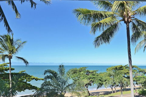 Roydon Beachfront Apartments - Accommodation Port Macquarie 5