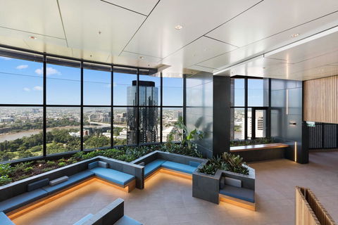 Brisbane Skytower By CLLIX - Accommodation Port Macquarie 1