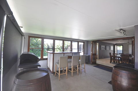 Bribie Island Canal Holiday Destination! - Accommodation Port Macquarie 8