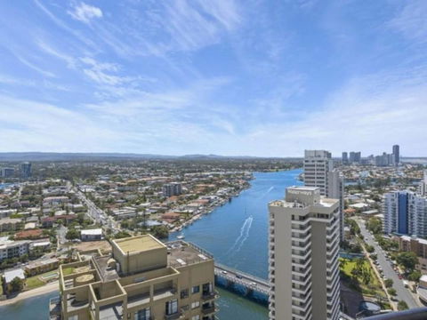 Beach Stay - Ocean & Riverview Resort Chevron Renaissance Central Surfers Paradise - Accommodation Port Macquarie 15