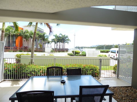 Marina View Apartment - Accommodation Port Macquarie 4