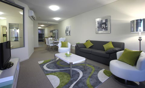 Monaco Caloundra - Accommodation Port Macquarie 42