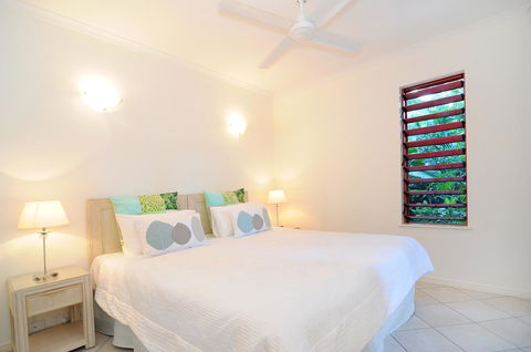 Oasis At Palm Cove - Accommodation Port Macquarie 7