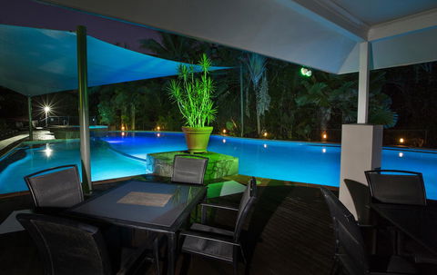 Oasis At Palm Cove - Accommodation Port Macquarie 8